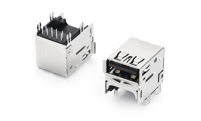 架高USB3.0 90度 DIP 魚叉腳間距8.0有翻邊有彈 PA9T黑色 UNF09L-B1AN-48P0